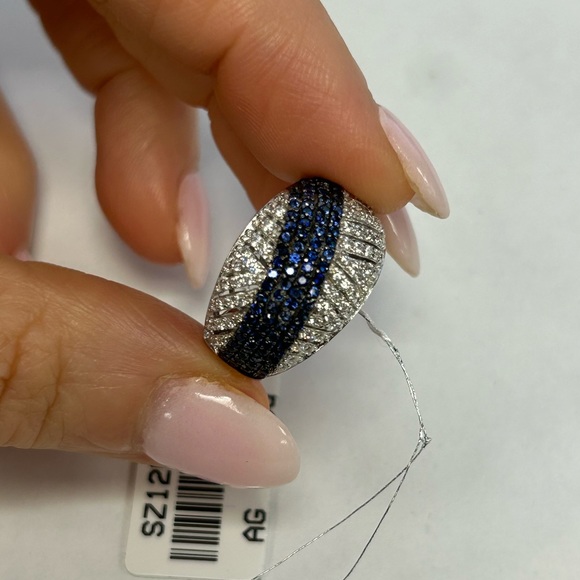 Suzy Levian Sterling Silver Pave White CZ & Blue CZ Ring NWT - Picture 3 of 6